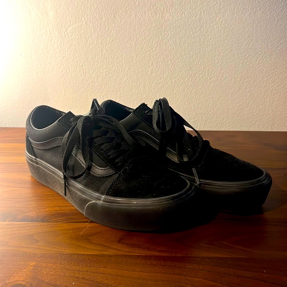 Black Vans